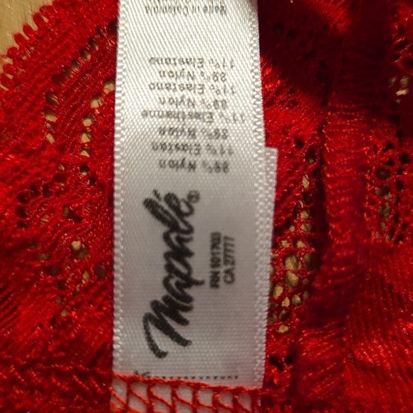 Mapale Larissa Three-Piece Lace Set Heart Cutouts - Picture 6 of 9